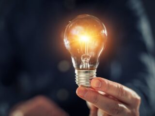 Subsidio Eléctrico 2025: Nueva fecha para postular y montos actualizados del beneficio