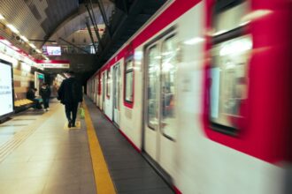 Metro al Aeropuerto: Boric confirma conexión subterránea directa desde la Línea 7