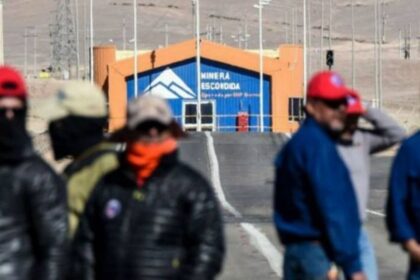 105 trabajadores deben devolver millonario bono tras fallo judicial: el inédito caso que sacude a la minería