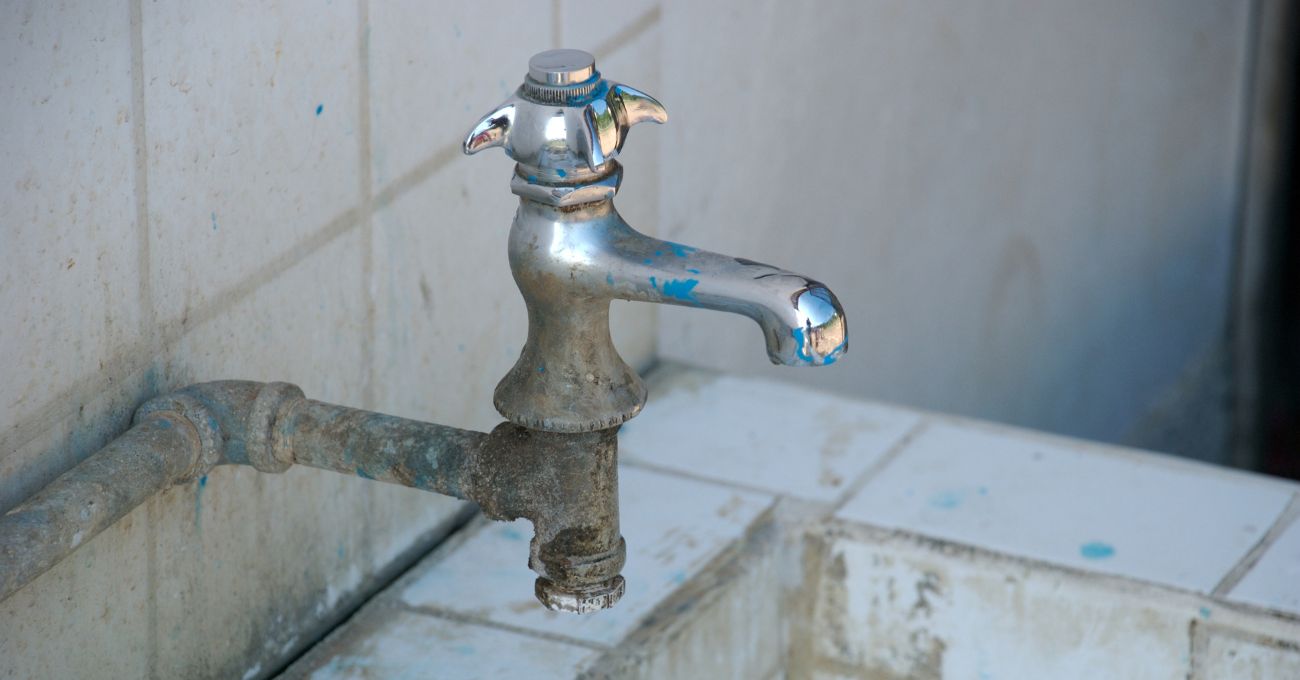 Puerto Octay estudia privatizar servicio de agua potable por millonaria deuda