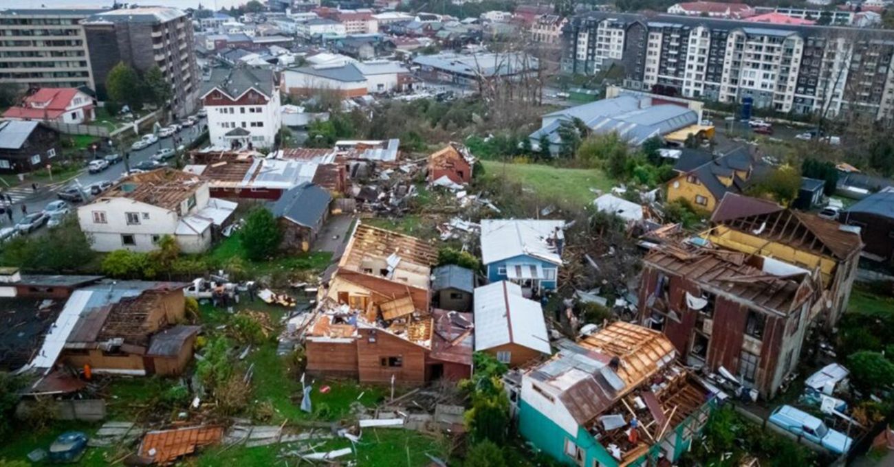 Puerto Varas se recupera después del tornado con plan millonario