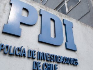 Escándalo de licencias médicas: Funcionarios de la PDI salieron del país