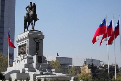 Reinstalación de estatua de Baquedano y monumento a Gabriela Mistral