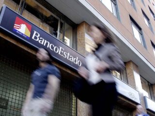 Despiden a 91 trabajadores de BancoEstado por licencias médicas fraudulentas