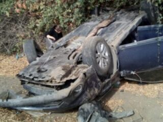 Trágico volcamiento en Ayquina deja dos muertos y un herido grave