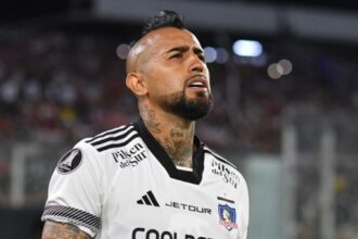 Colo Colo rechaza oferta del Pachuca: Arturo Vidal se queda en Chile