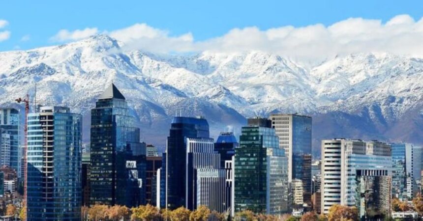 Anglo American reemplazará calefactores a leña en Región Metropolitana