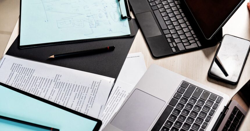 Funcionarios públicos trabajaron en múltiples entidades al mismo tiempo