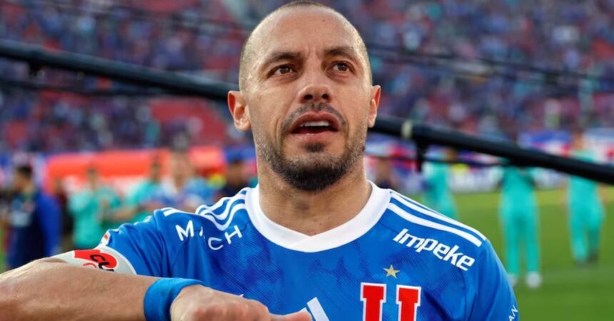 Marcelo Díaz defiende a la dirigencia de la U tras eliminación en Copa Chile