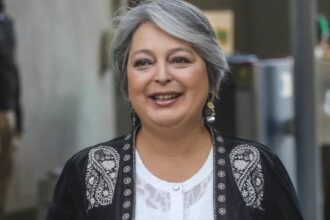 Jeannette Jara lidera encuesta Panel Ciudadano UDD de primarias oficialistas