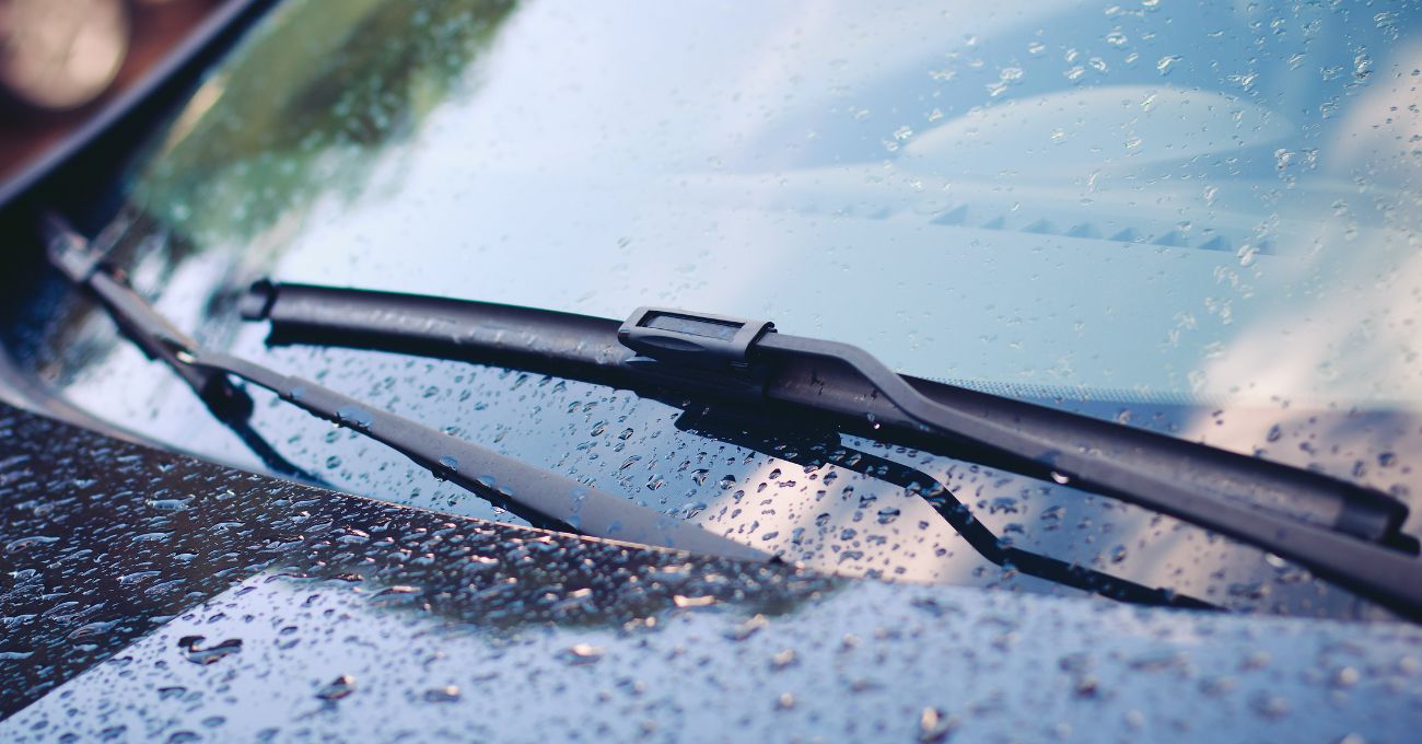 Consejos para mantener tu auto seguro ante sistemas frontales en Chile