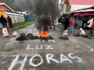 Crisis en Bío Bío: Desesperación por largo corte de luz genera indignación