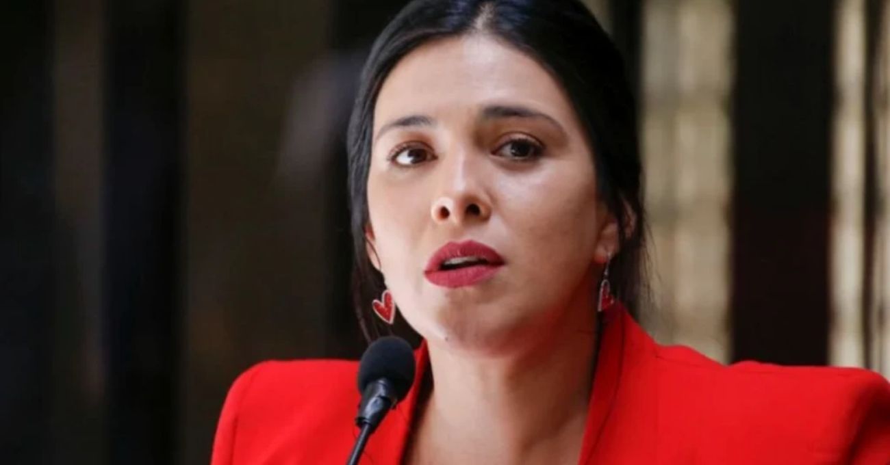 Cariola critica a Fiscalía y defiende su inocencia ante revelaciones de chats