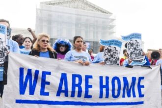 Suprema corte de EEUU autoriza a Trump deportar migrantes a terceros países