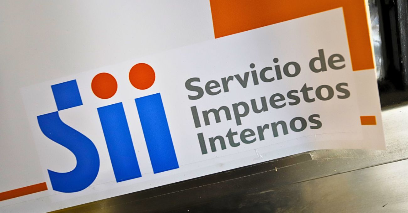 ¿Cómo emitir una boleta de honorarios en el SII por primera vez y cuánto te descuentan?