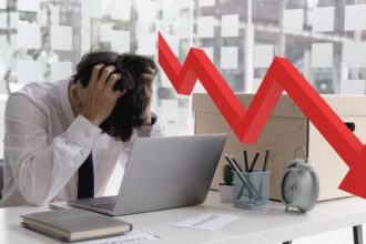 Desempleo en Chile alcanza 8,9%: Un análisis de la crisis laboral