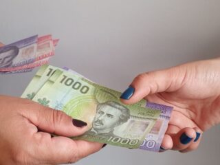 Bono de Protección 2025: el aporte mensual para dueñas de casa que no requiere postulación