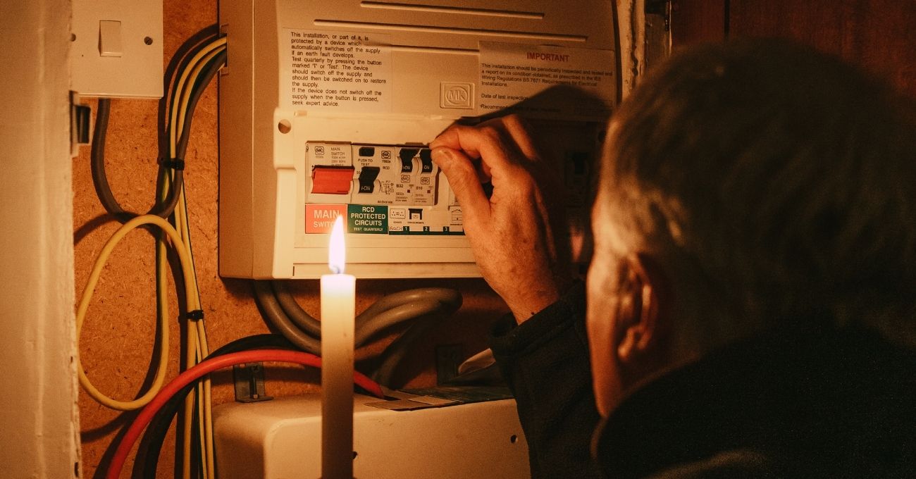 Senado rechaza propuesta que aumentaba sanciones a empresas eléctricas por cortes de luz