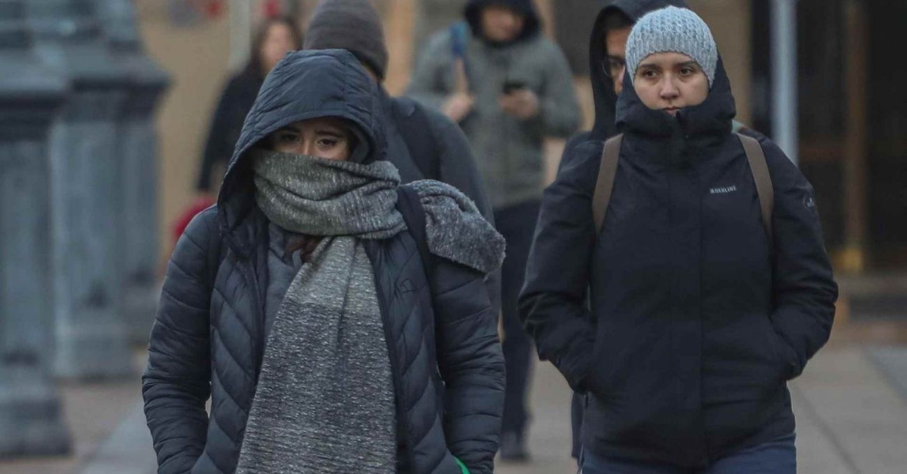 Frente al frío extremo: Activan Código Azul en la RM y otras siete comunas del país