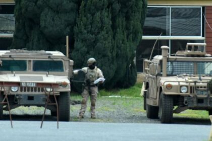 Roban fusiles de guerra tras violento ataque a conscriptos en regimiento de Valparaíso