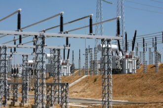 Alerta por riesgo de racionamiento: sistema eléctrico chileno entra en "condición de emergencia"