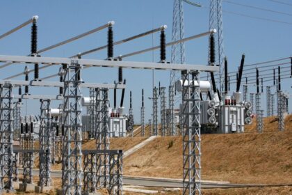 Alerta por riesgo de racionamiento: sistema eléctrico chileno entra en "condición de emergencia"