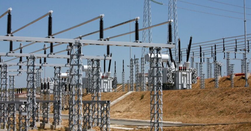 Alerta por riesgo de racionamiento: sistema eléctrico chileno entra en "condición de emergencia"