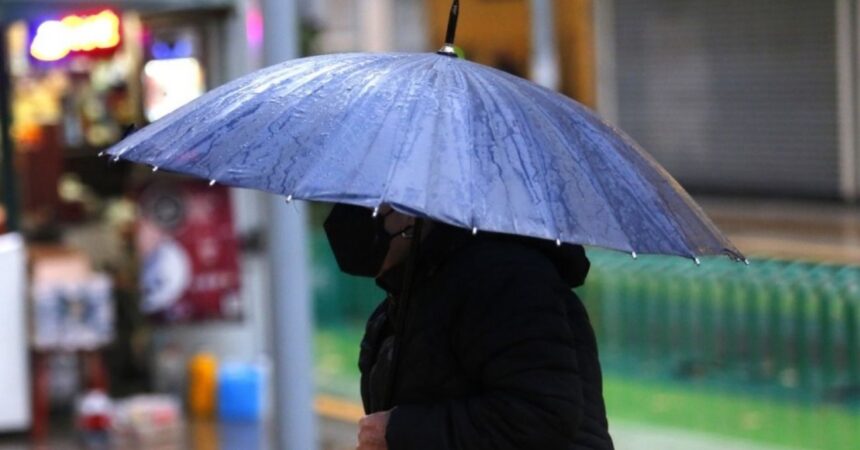 Fin de semana largo con lluvias y viento en el sur: regiones afectadas por nuevo sistema frontal