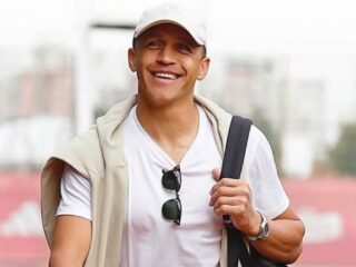 Afirman que Alexis Sánchez se encuentra en Chile con su nueva polola, una modelo rusa: así luce la joven