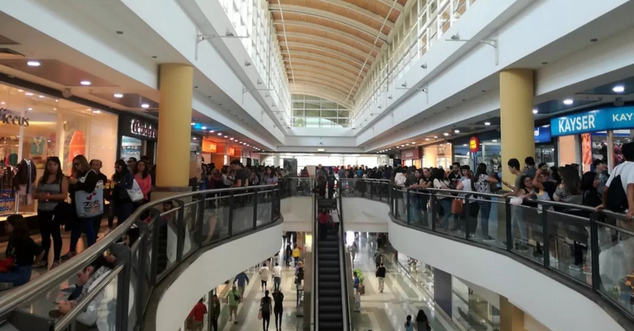 ¿Abrirán los malls este domingo durante las elecciones primarias?