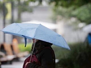 ¿Lloverá el primer día de julio? Revisa las zonas con pronóstico de chubascos en Chile