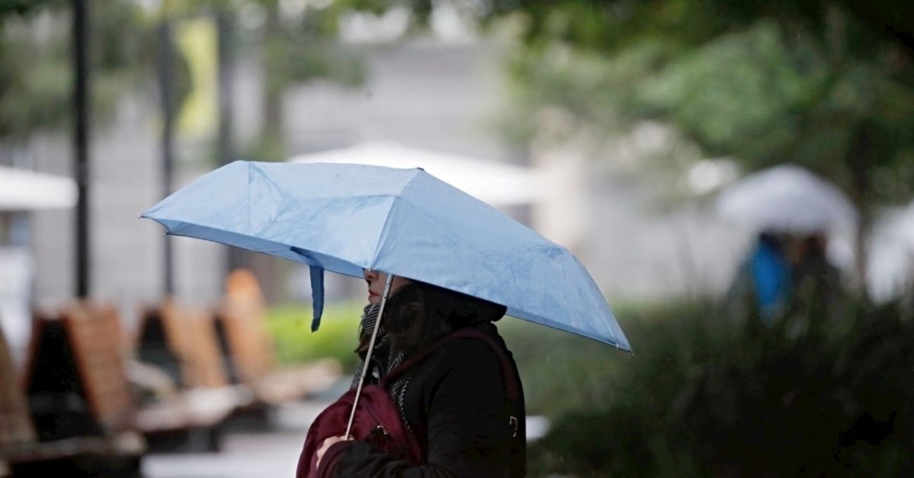 ¿Lloverá el primer día de julio? Revisa las zonas con pronóstico de chubascos en Chile