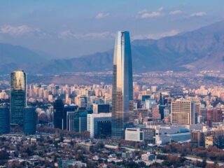 Desempleo en Chile alcanza su nivel más alto del año: 8,9% en trimestre marzo-mayo