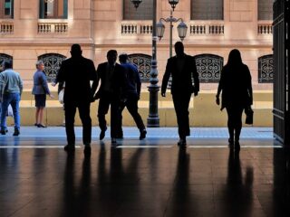 Fondos de pensiones en mayo: Ganaron los más riesgosos, perdieron los conservadores