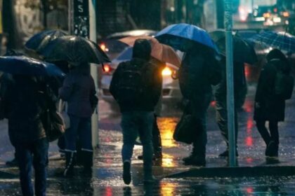 Lluvias y vientos intensos este jueves: revisa las regiones afectadas y el pronóstico para Santiago