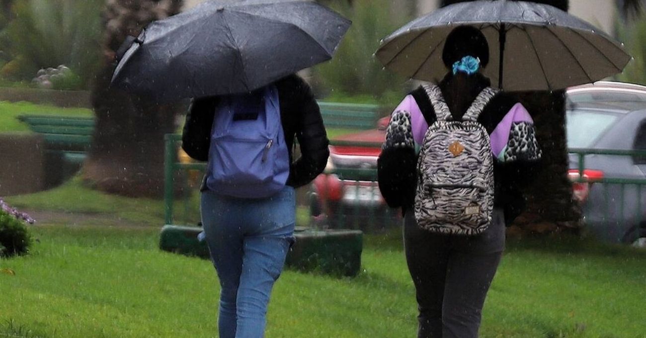 Santiago se prepara: anuncian probables lluvias para el Día del Padre en la zona central