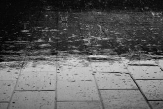 Intensas lluvias y vientos de hasta 80 km/h: sistema frontal impactará el sur de Chile