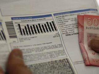 Suben las tarifas eléctricas en Chile: nuevo incremento del 7,1% comenzará a impactar este mes