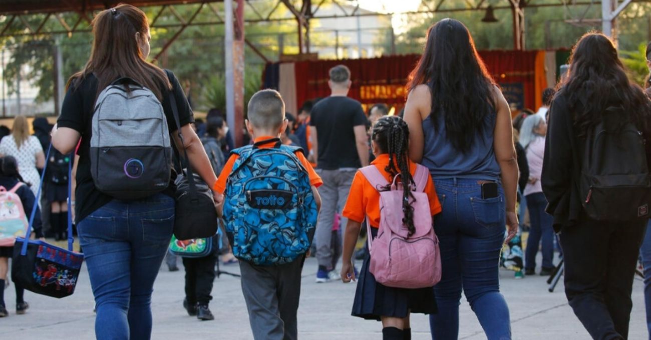 Último día de clases 2025: revisa la fecha por región y modalidad escolar
