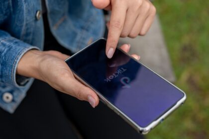 Asesinato de una joven por usar TikTok conmociona a Pakistán