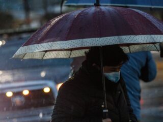 Lluvias extremas y riesgo de deslizamientos en Aysén: Meteorología emite alarma por sistema frontal
