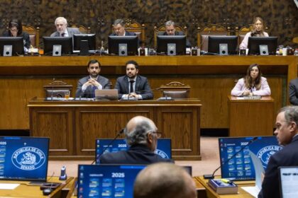 Aprobada reforma al sistema registral y notarial tras álgida discusión