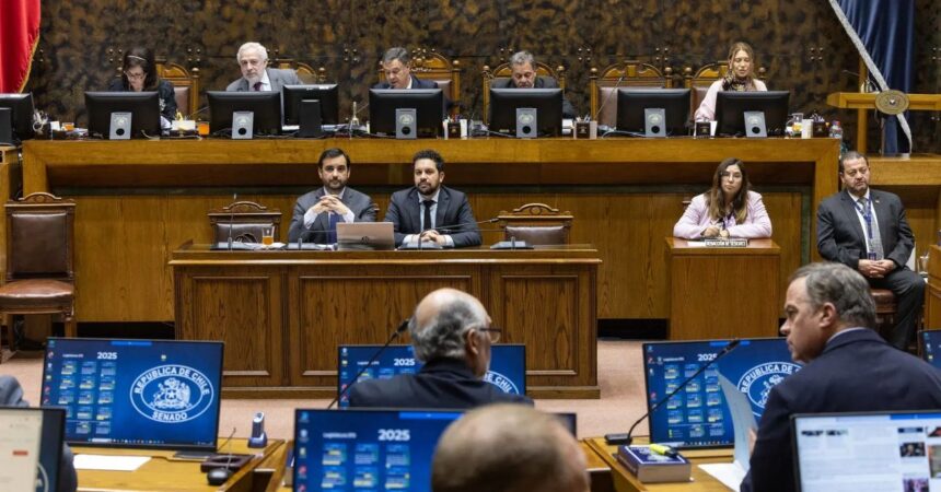 Aprobada reforma al sistema registral y notarial tras álgida discusión