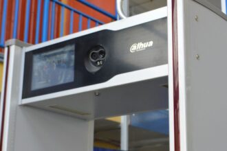Aprobado en general proyecto de detectores de metales en colegios