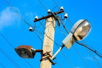 Enel anuncia compensaciones millonarias por cortes de luz en 2024