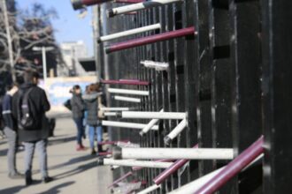 Estudiantes protestan contra Aula Segura en seis liceos emblemáticos