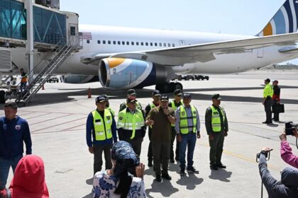 Venezuela coordina vuelos de repatriación desde Bolivia para connacionales en Chile