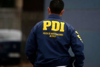 Detienen a mujer acusada de ordenar a su hijo el descuartizamiento de su pareja en Maipú