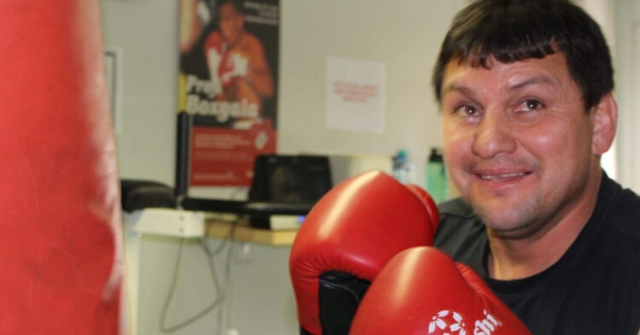 Fallece Joel Mayo, exboxeador chileno, tras violento ataque con arma blanca en Villarrica