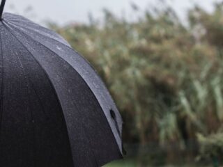Vientos de hasta 90 km/h y lluvias azotarán el sur de Chile este miércoles